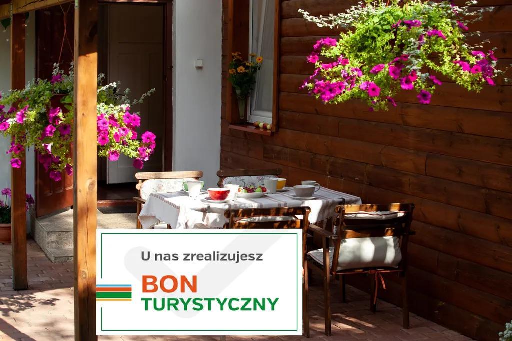 Całoroczny domek do wynajęcia w Augustowie. U nas zrealizujesz Bon Turystyczny! - Domek Młodości Całoroczny domek do wynajęcia w Augustowie. U nas zrealizujesz Bon Turystyczny! - Domek Młodości